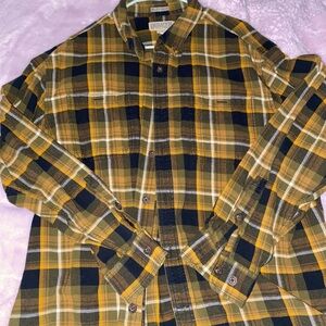 Duluth Trading Co Olive and Navy Plaid Shirt